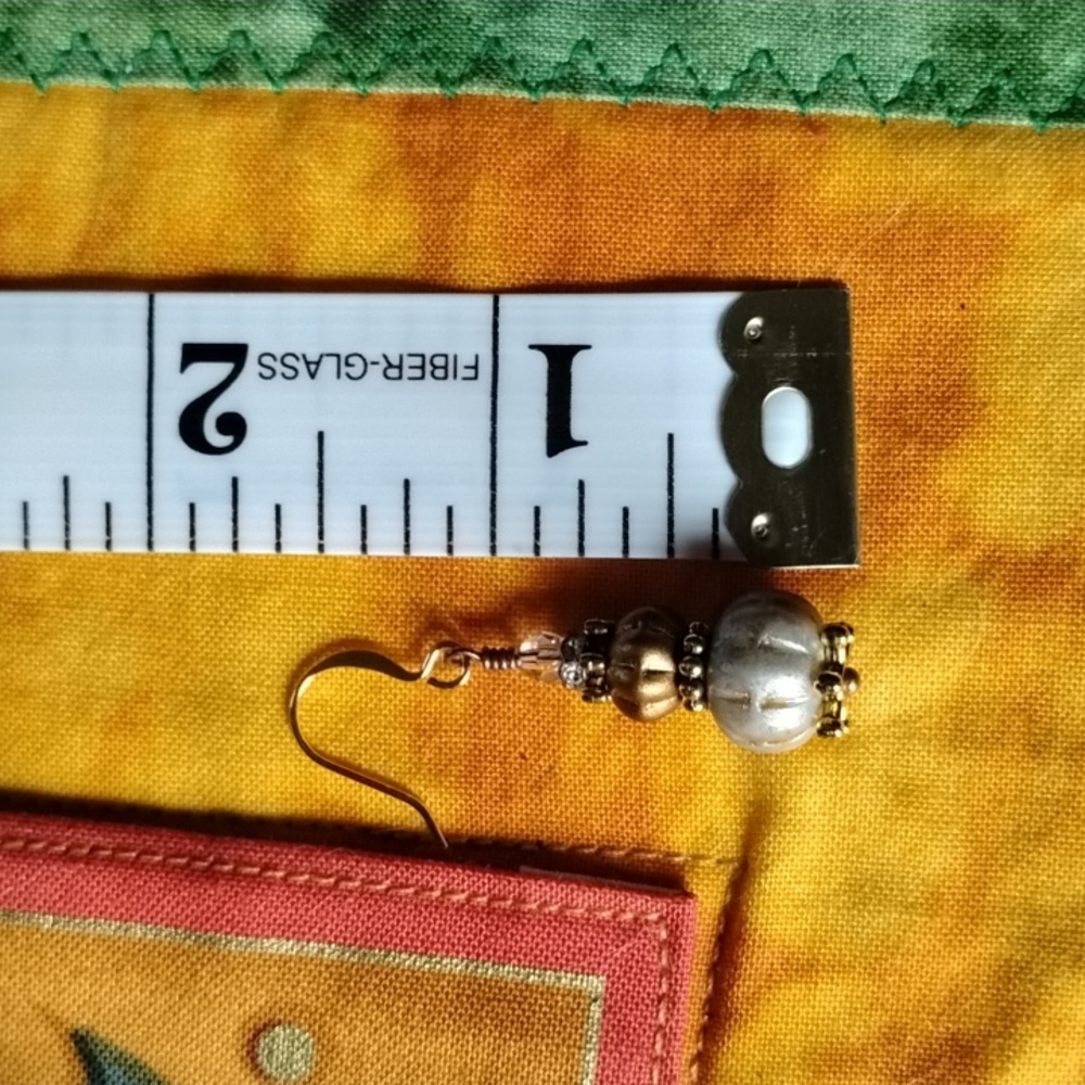 🎃Hand Crafted Elegant Gold and Cream Pumpkin Earrings🎃 - Picture 6 of 6